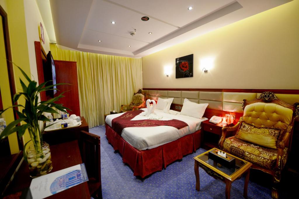 AL WALEED TOWER HOTEL